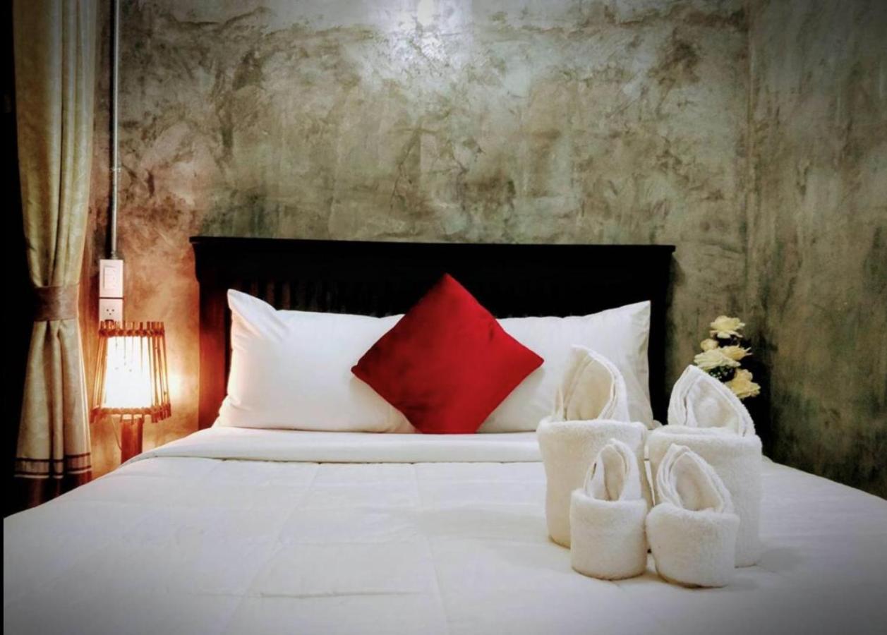 Lanna Hostel Чиангмай Экстерьер фото